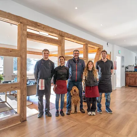 Отель Montana 3*