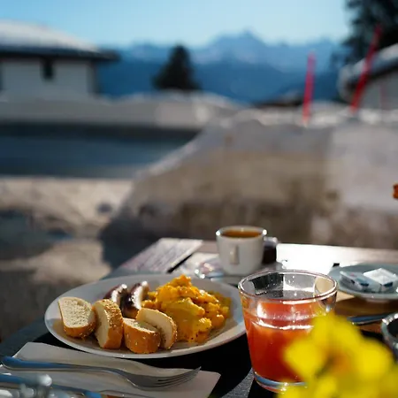Montana Hotel 3*